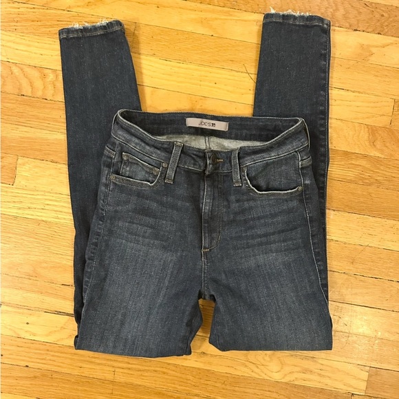 Joe’s Jeans Skinny Ankle Dark Wash Mid-Rise Stretch Denim Size 30 - Picture 4 of 7